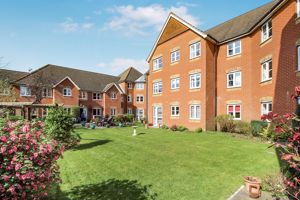 COMMUNAL GARDENS- click for photo gallery
